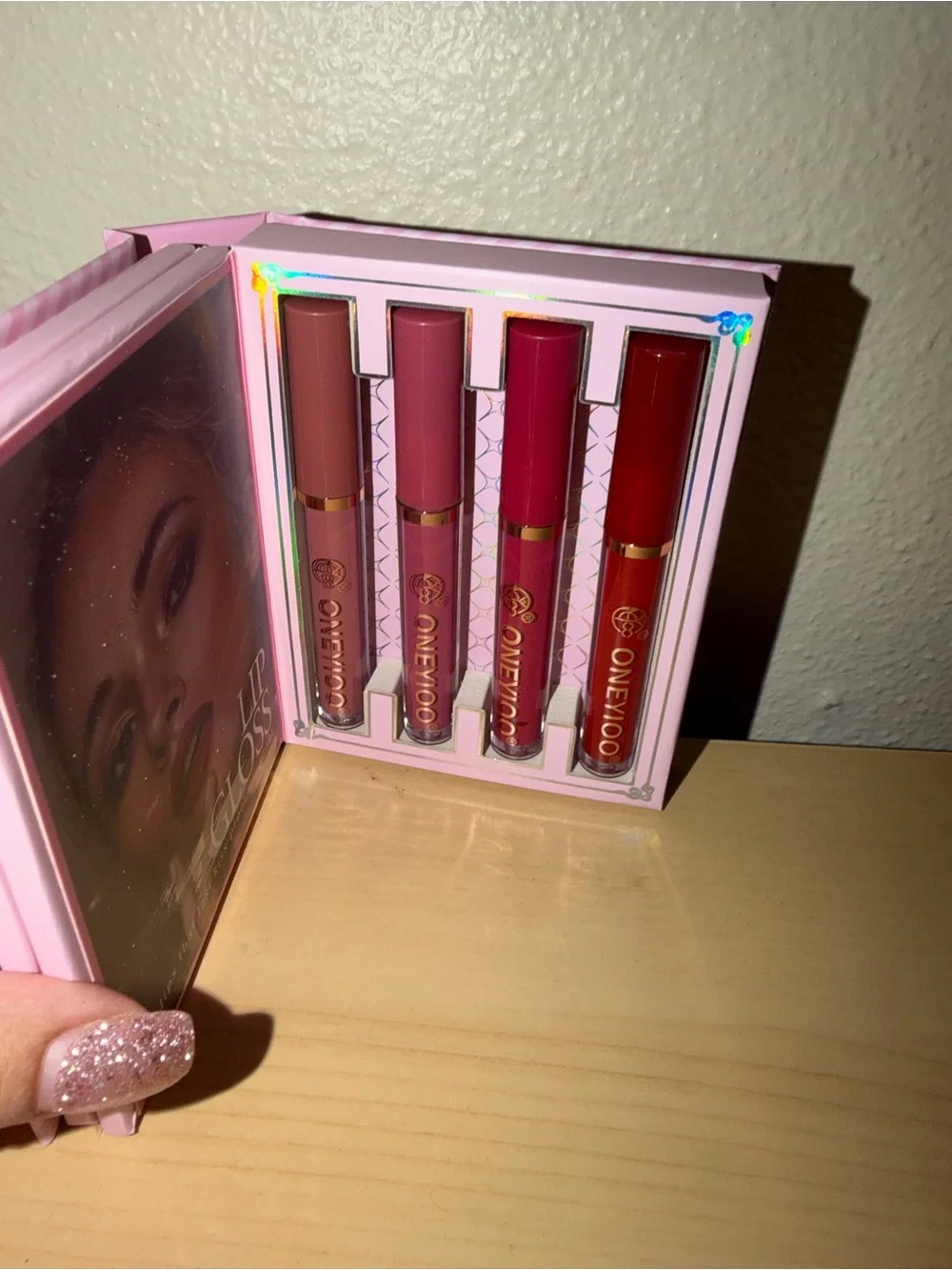 Oneyi00 Pink Makeup Book Palette — Travel-Friendly Party Glam